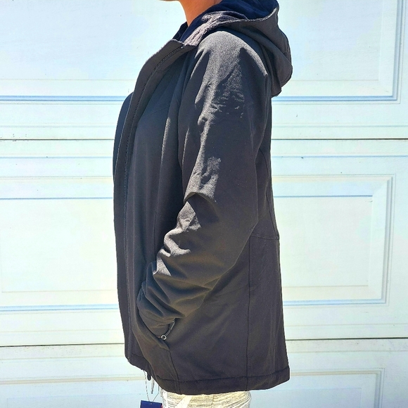 Brand New Reebok Women's Fur Lined Jacket - Picture 4 of 11